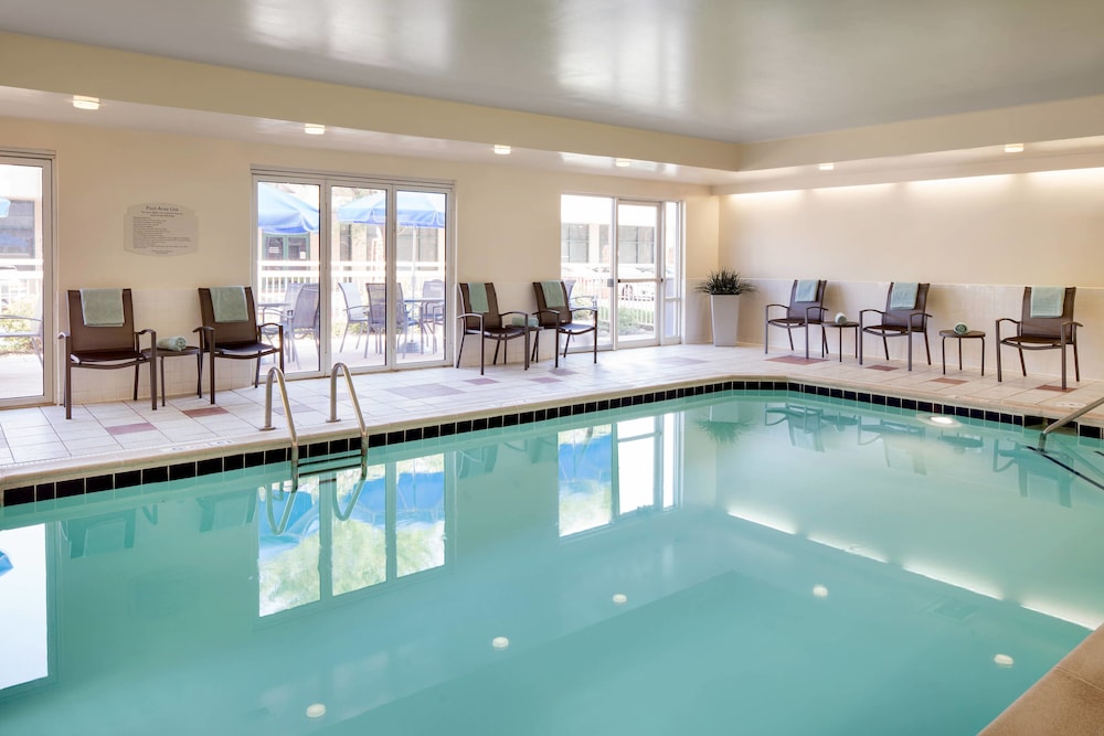 Fairfield Inn Suites By Marriott Fort Collins Loveland 1/38