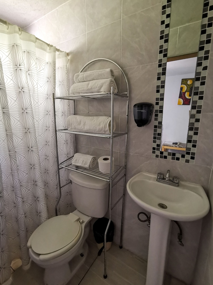 Suites Ejecutivas KenZi 22/67