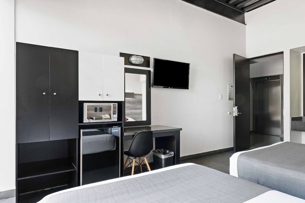 Homesuites Malecon 41/56