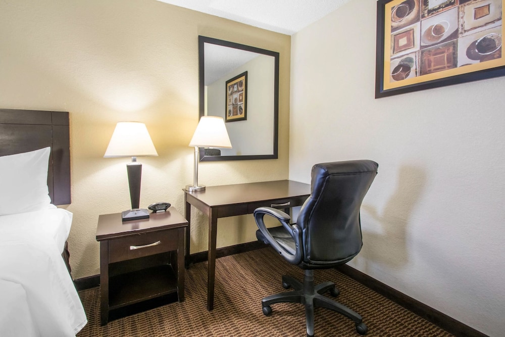 Quality Inn Daytona Speedway I-95 31/41