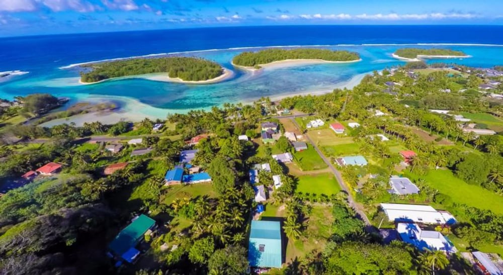 Muri Lagoon View Bungalows 10/17