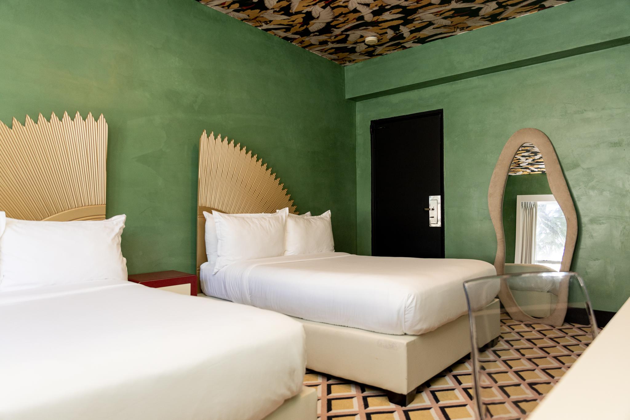 Super, Deluxe, Double Bed