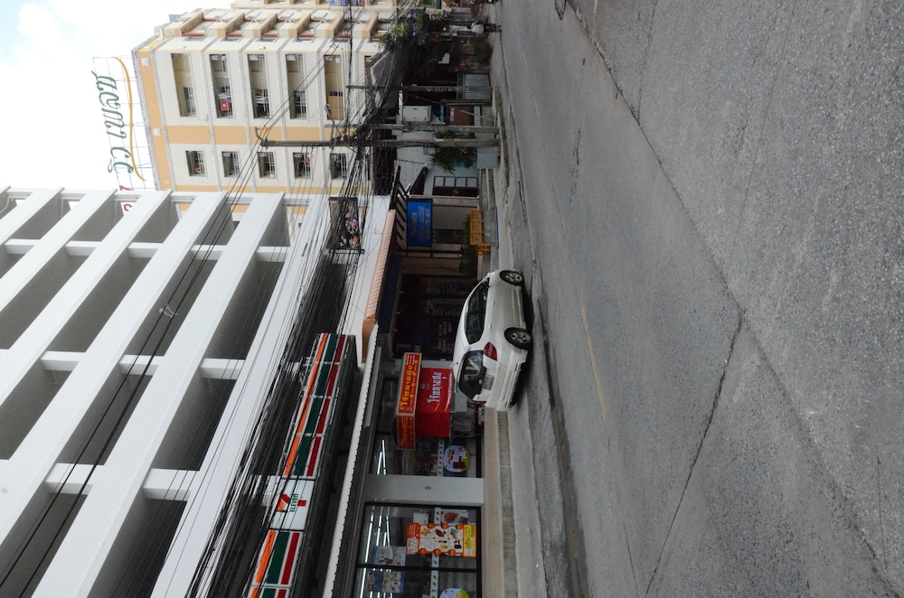 Viewplace Mansion Bangkok Lat Phrao 59/67