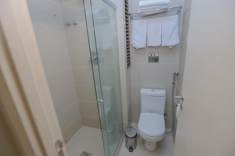 STAY INN HOTEL 50/53