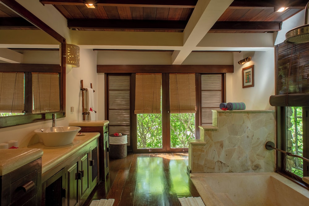 Lumbung, Suite، Naya Gawana Resort Spa 10/10