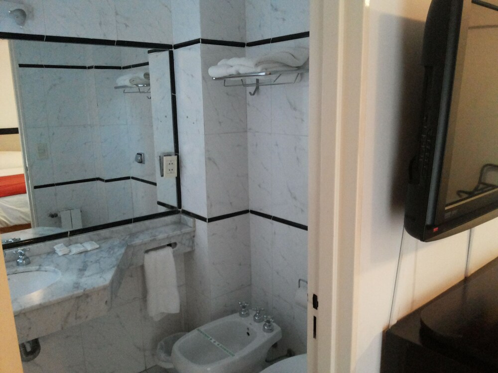 Pampa Plaza Hotel 43/44