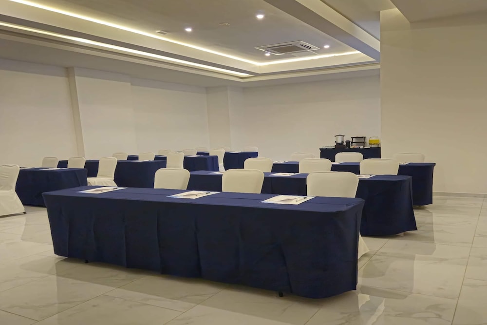 Wyndham Puebla Angelopolis 34/46