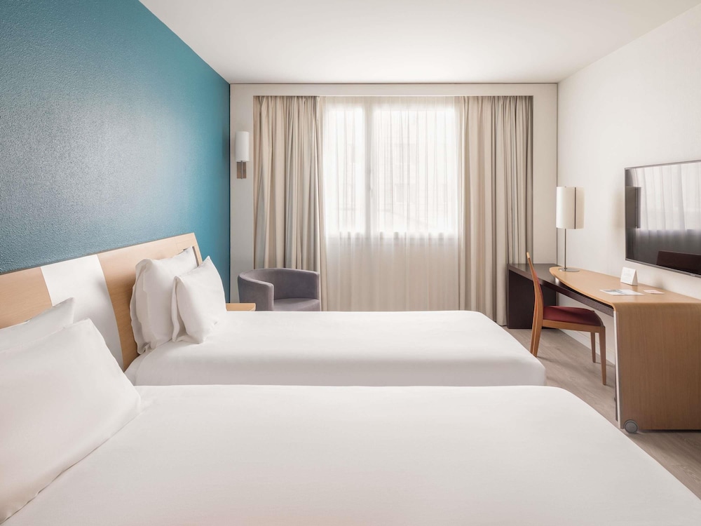 CLASSIC, TWIN BEDS