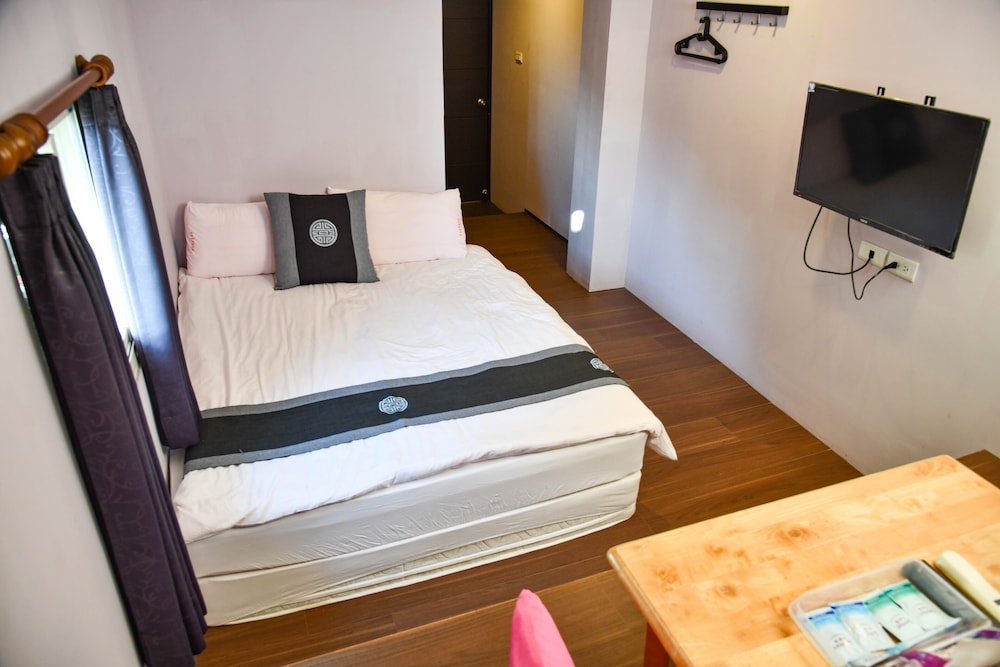 Wayyounghouse B&B 10/50