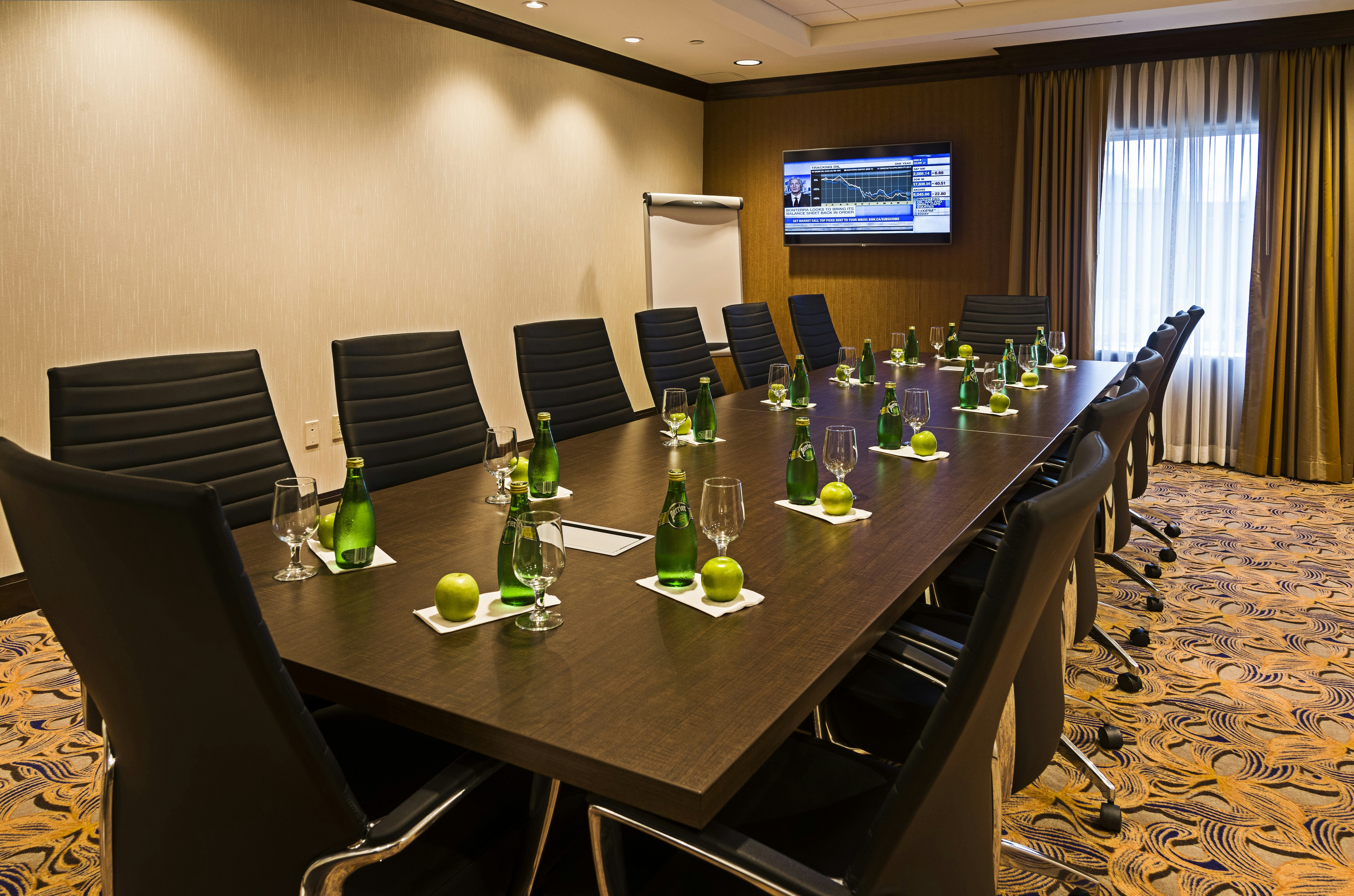 Hampton Inn by Hilton Ottawa Airport 22/26