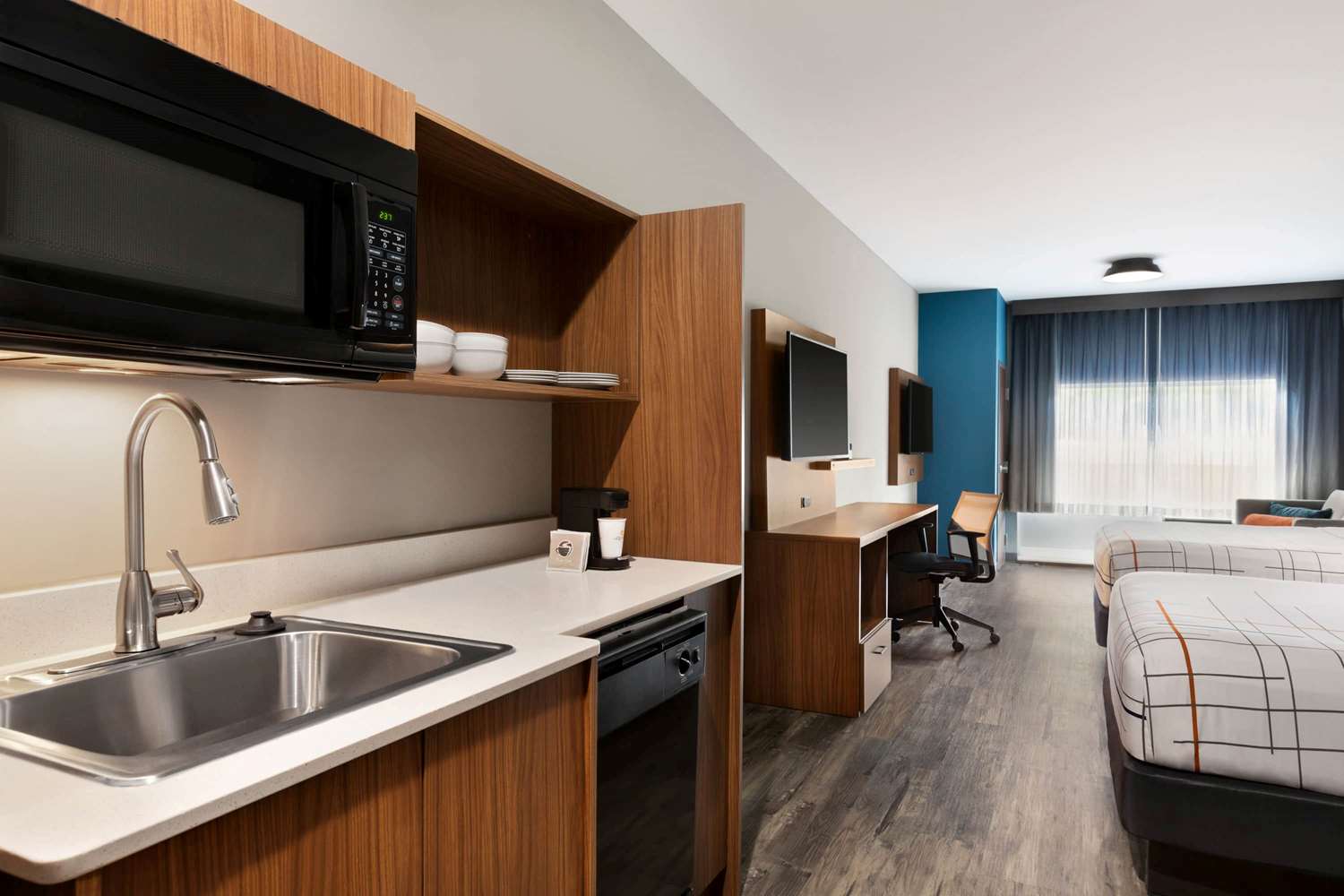 La Quinta Inn & Suites by Wyndham Brunswick/Golden Isles 58/59