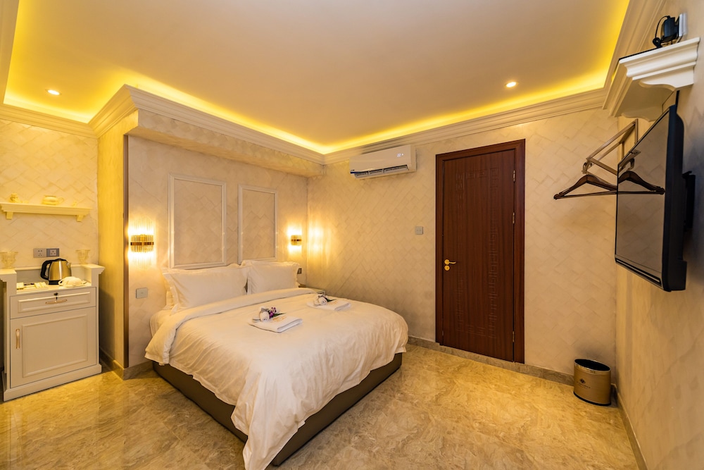 AC Residence Kota Kinabalu 10/25