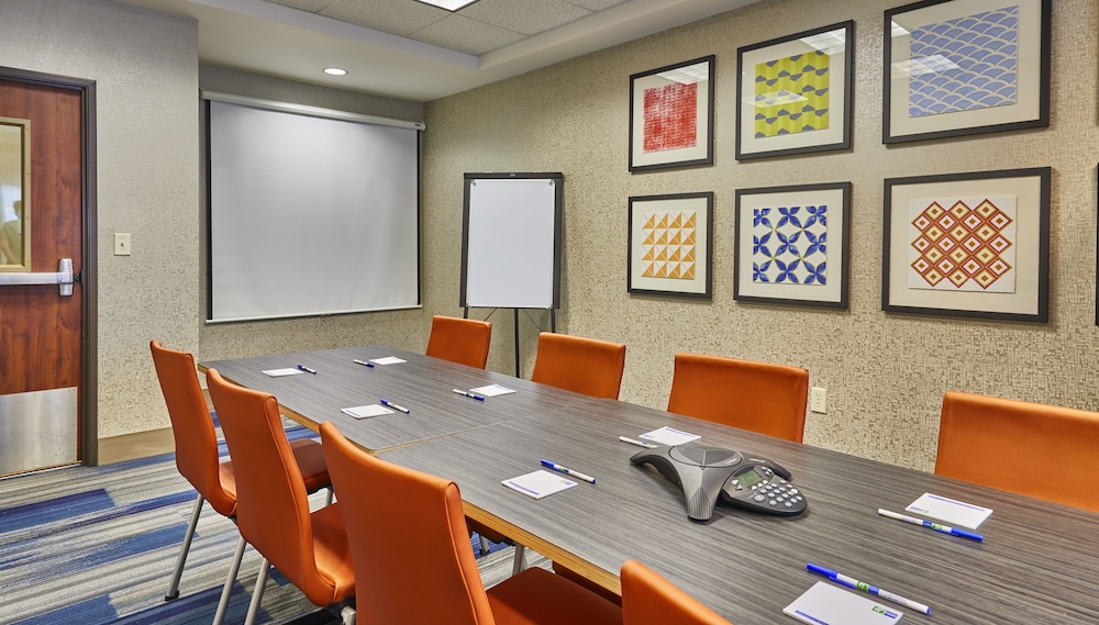 Holiday Inn Express Hotel And Suites Medford Central Point 73/80