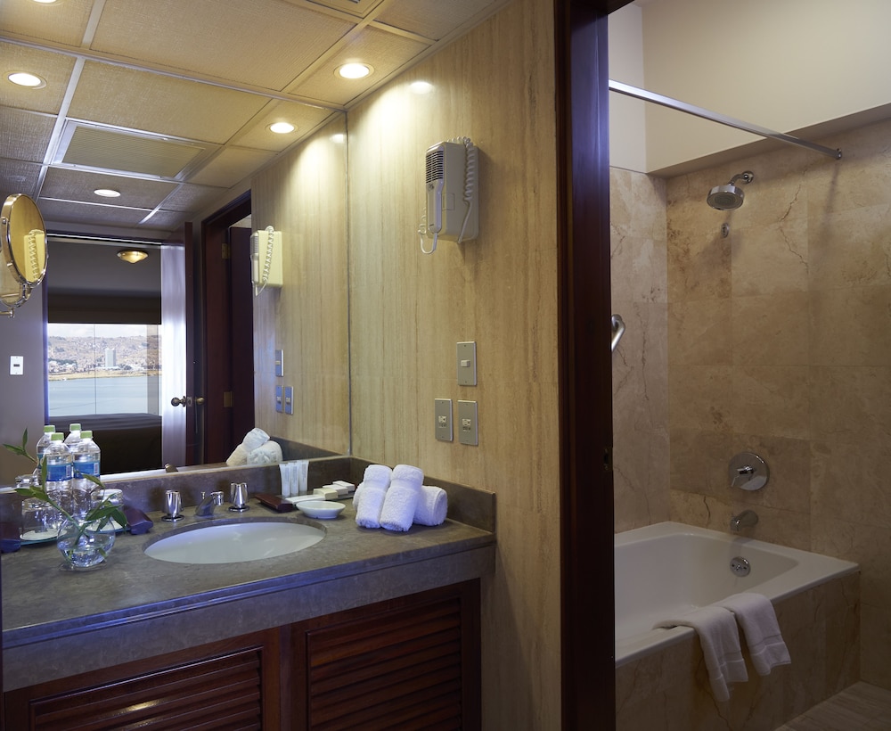 GHL Hotel Lago Titicaca 48/49