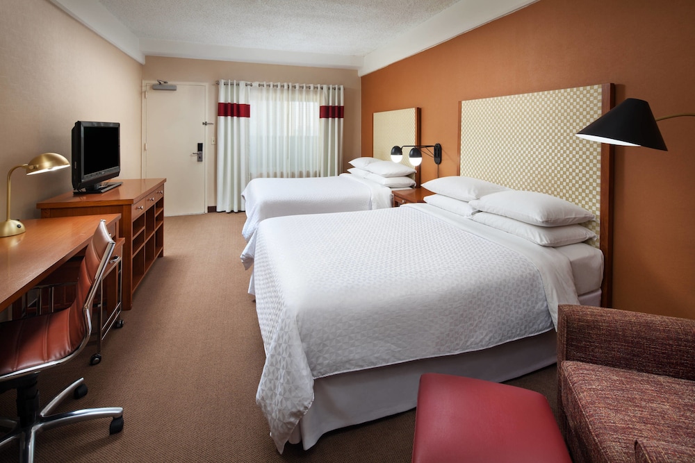 Four Points by Sheraton Los Angeles International Airport 8/33