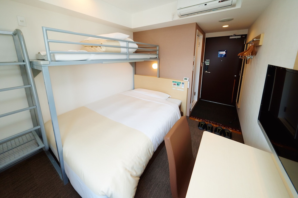 Upper, 1 Double and 1 Single Bed, Bunk Bed