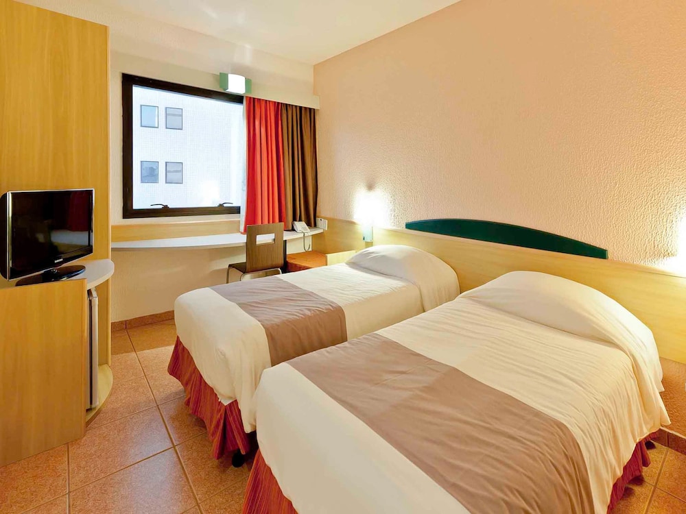 Ibis Santos Gonzaga 16/75