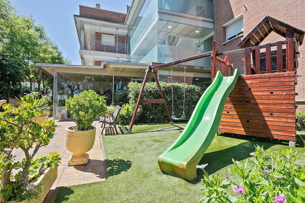 Velor Apartments 37/74
