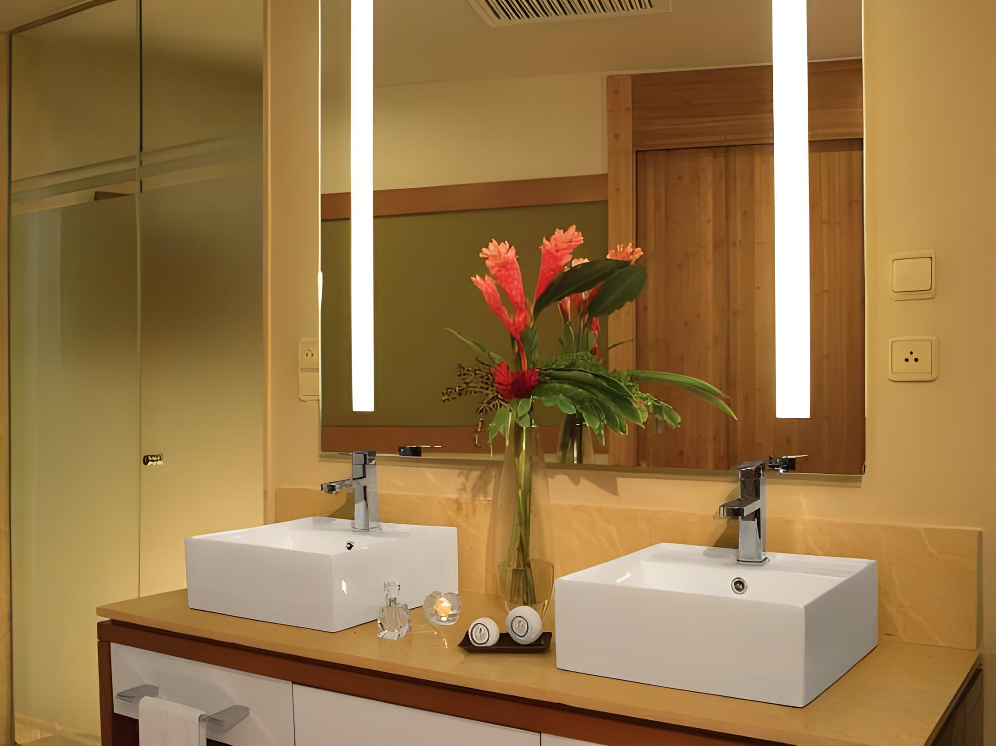 Preferred Club, Swim Up, Junior Suite, 2 Double Beds