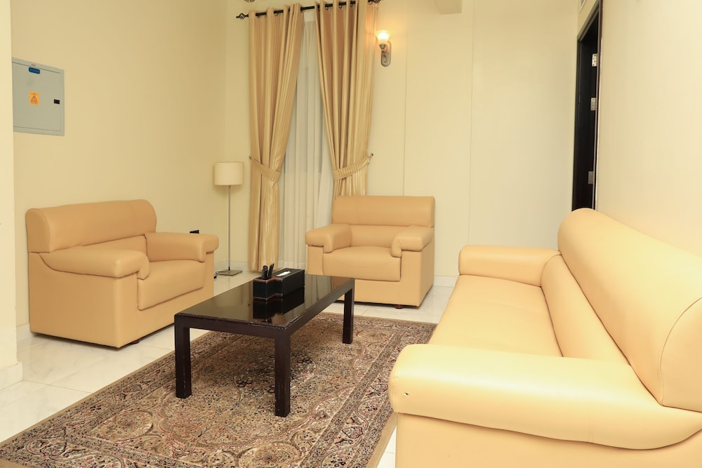 Remas Hotel Suites 22/33