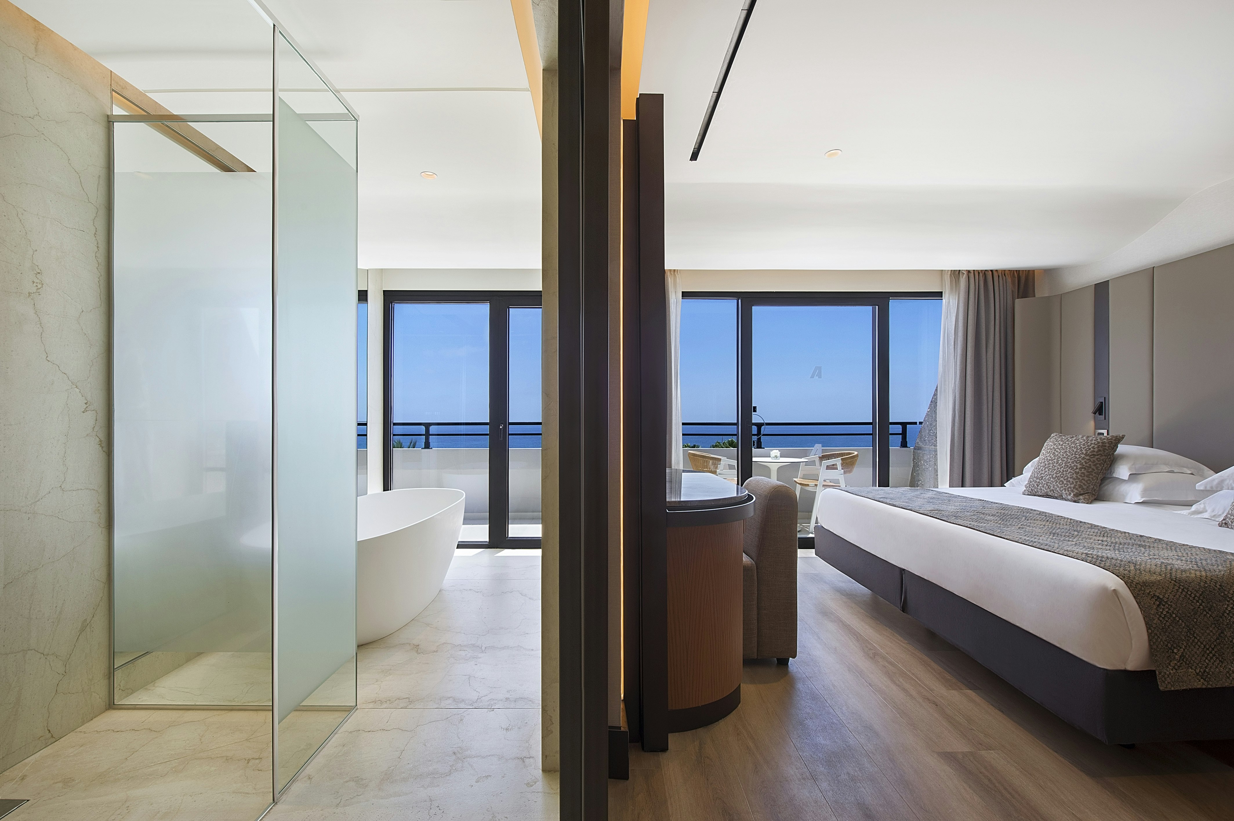 LUXURY, SEA VIEW