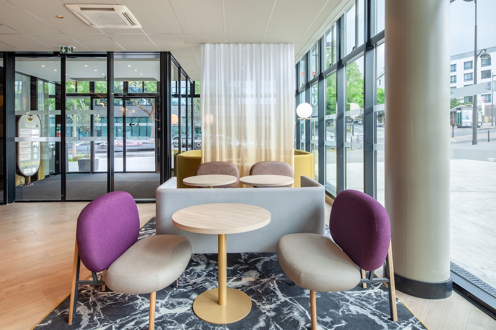 B&B Hotel Paris Porte Des Lilas 24/37