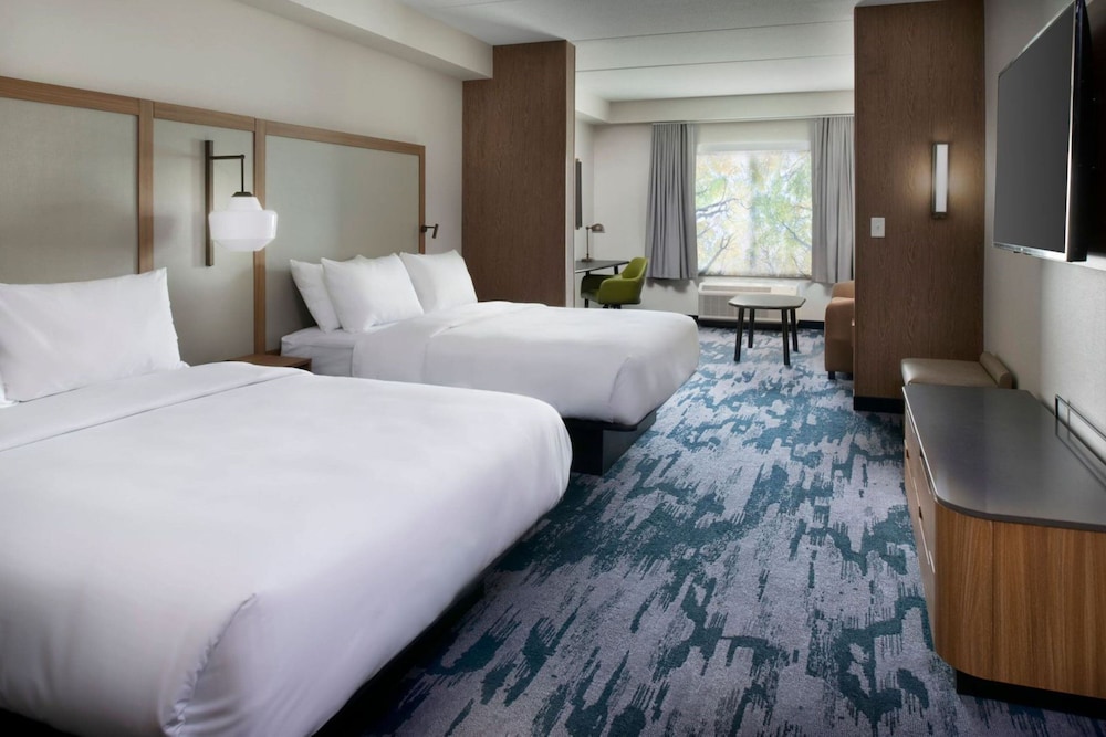 Fairfield Inn & Suites by Marriott Memphis Arlington 8/28