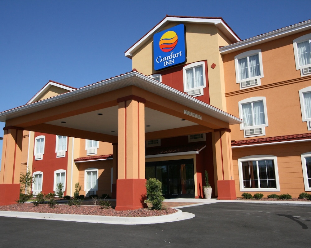 Comfort Inn Blackshear Hwy 84 2/25