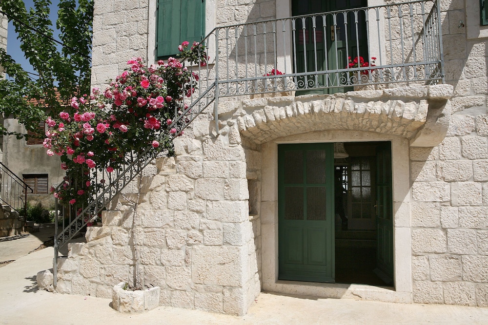 VILLA RUSTICA DALMATIA photo3