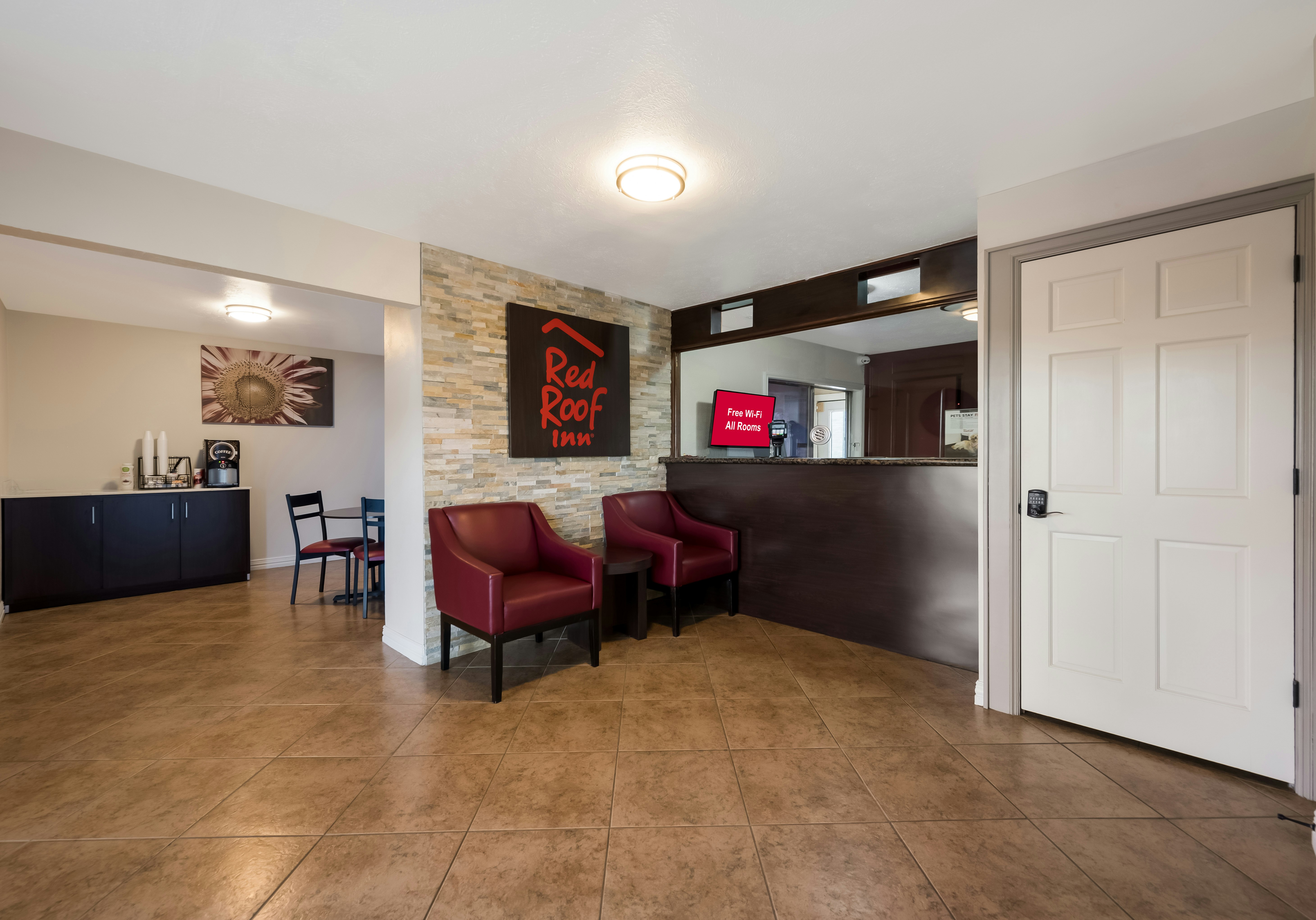 Red Roof Inn Madisonville 9/16