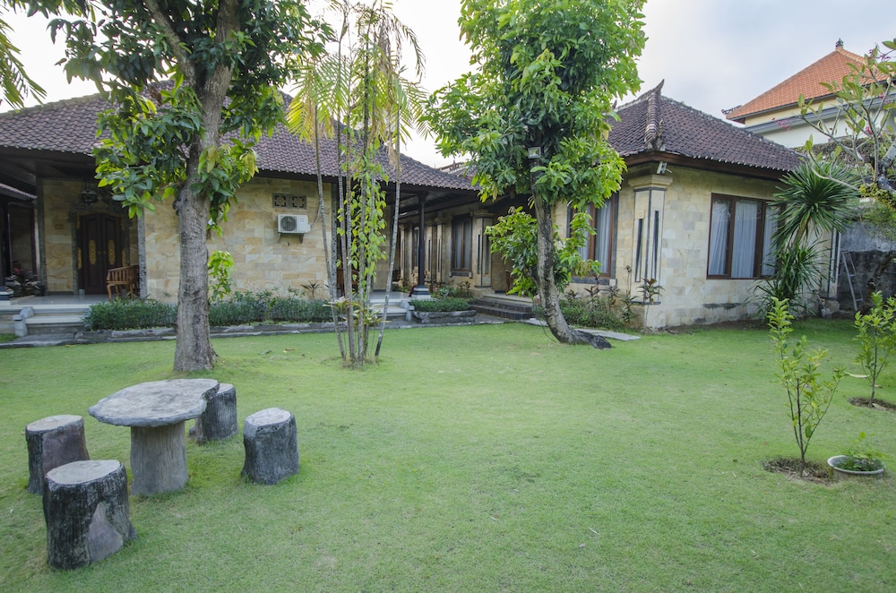 Taman Sari Cottages 2 9/49