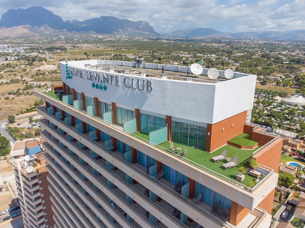 Hotel BCL Levante Club and Spa - Adults Only in BENIDORM