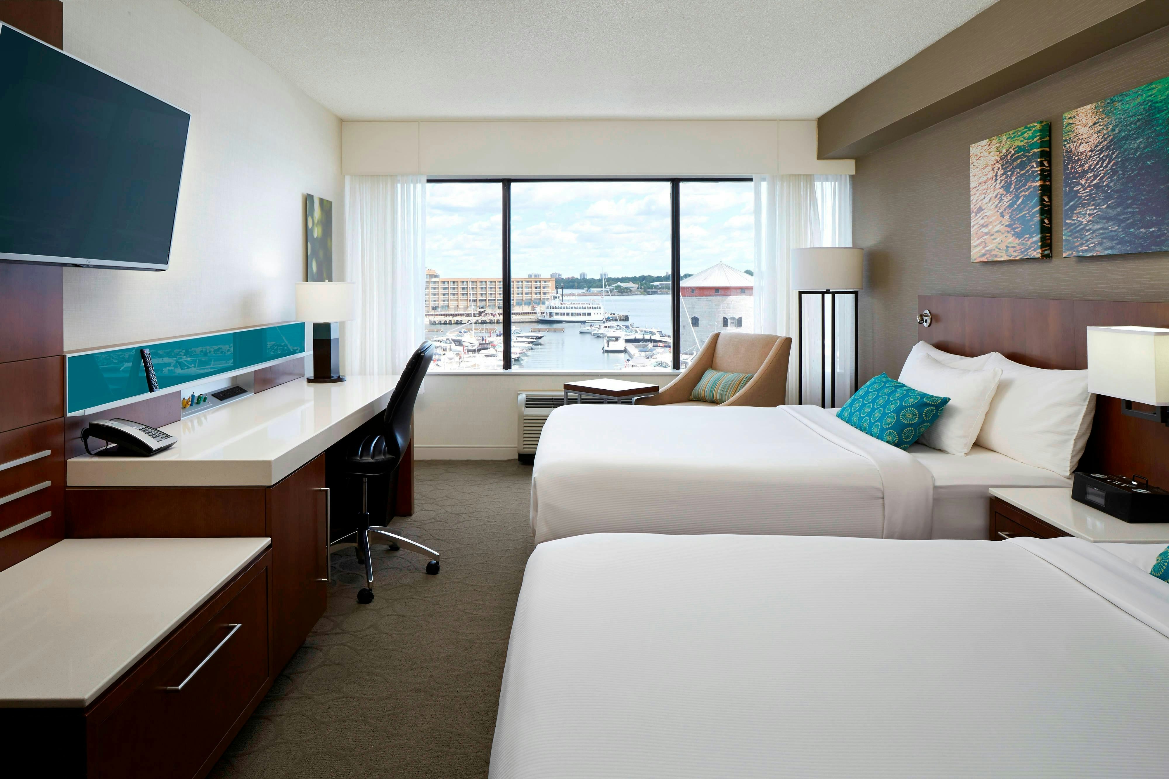 room, 2 queen beds