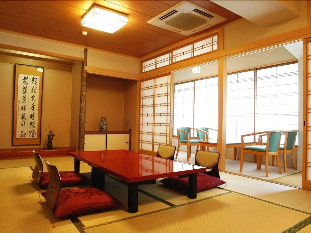 Arima Gyoen 32/52