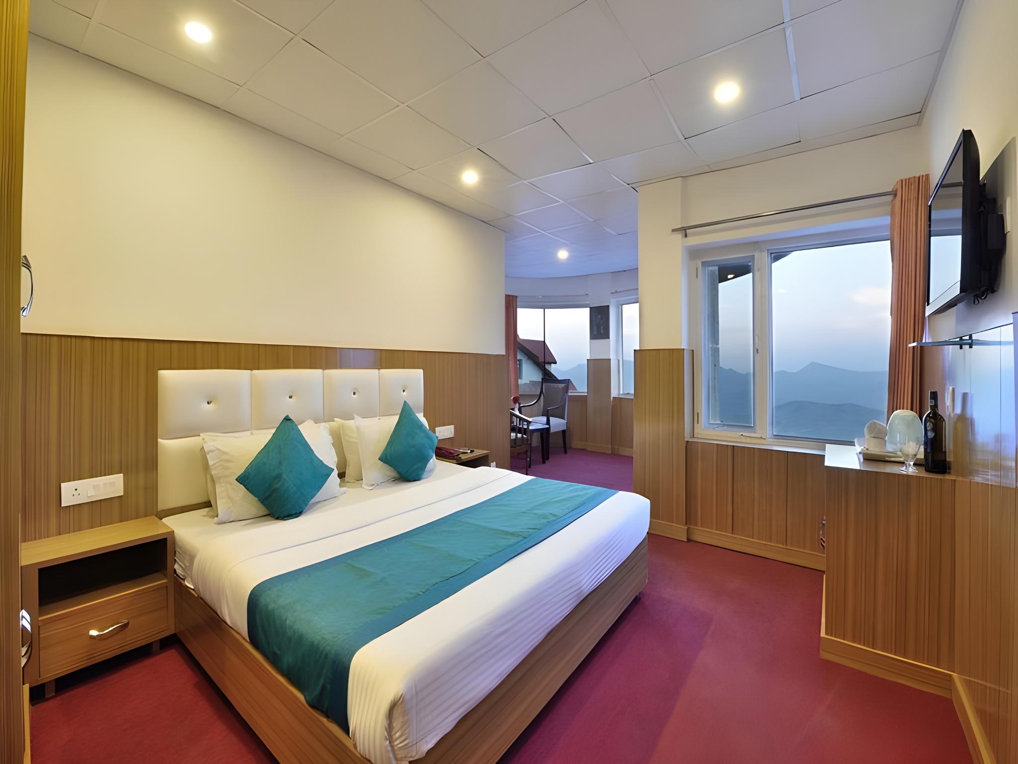 Super Deluxe Double Room with Balcony