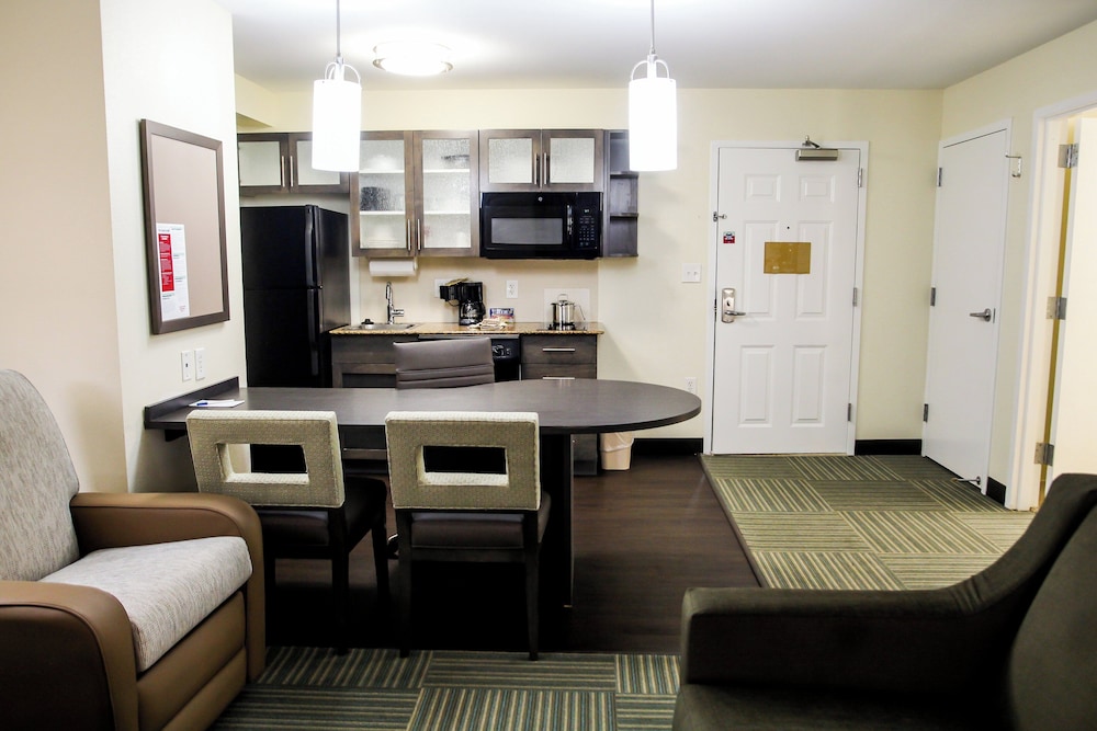 Candlewood Suites Richmond North Glen Allen 27/56