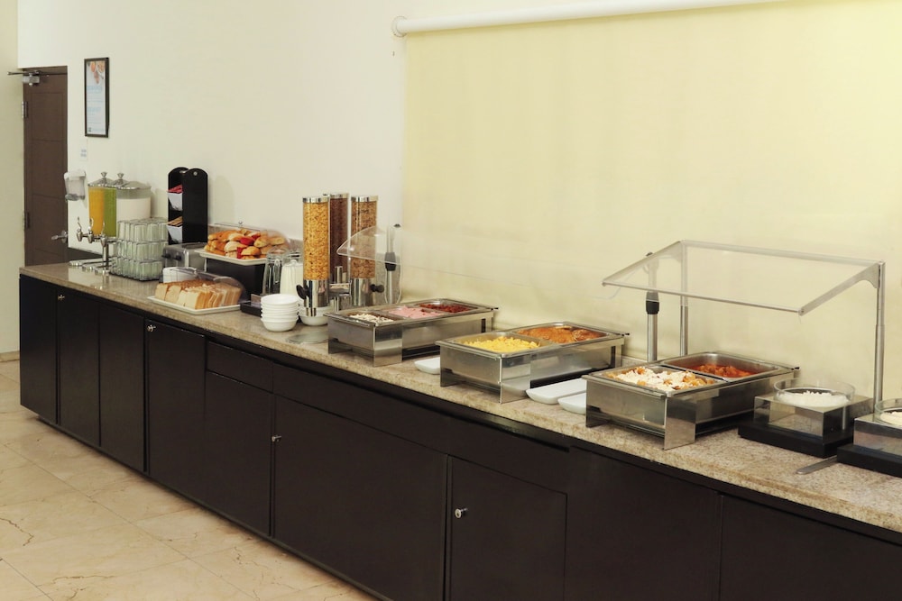 Holiday Inn Express Ciudad Del Carmen 50/50