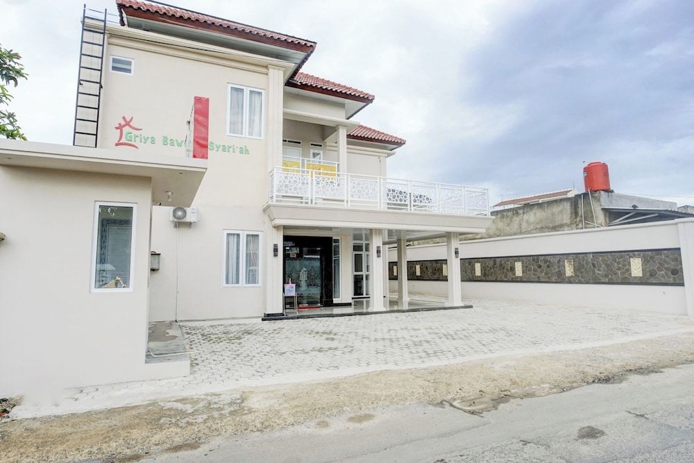 Hotel O Sukarame Near Imanuel Hospital Way Halim Formerly Hotel Griya Bawean in BANDAR LAMPUNG