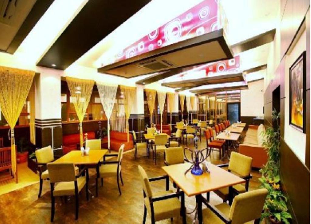 HOTEL BRIJWASI ROYAL 18/23
