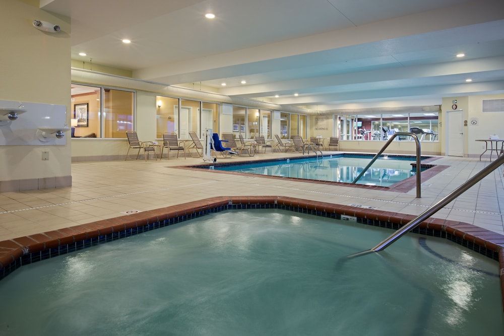 Holiday Inn Express Hotel And Suites Vandalia 46/78