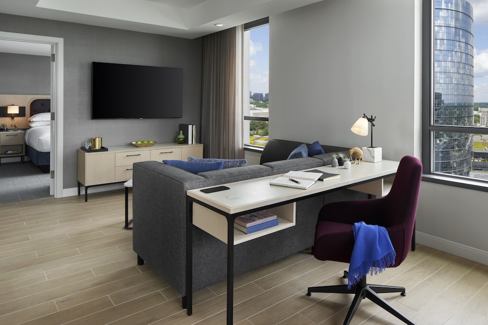 The Watermark Hotel 30/41