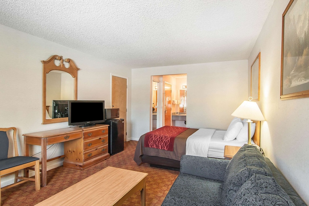 Quality Inn Grants Pass, OR 51/59