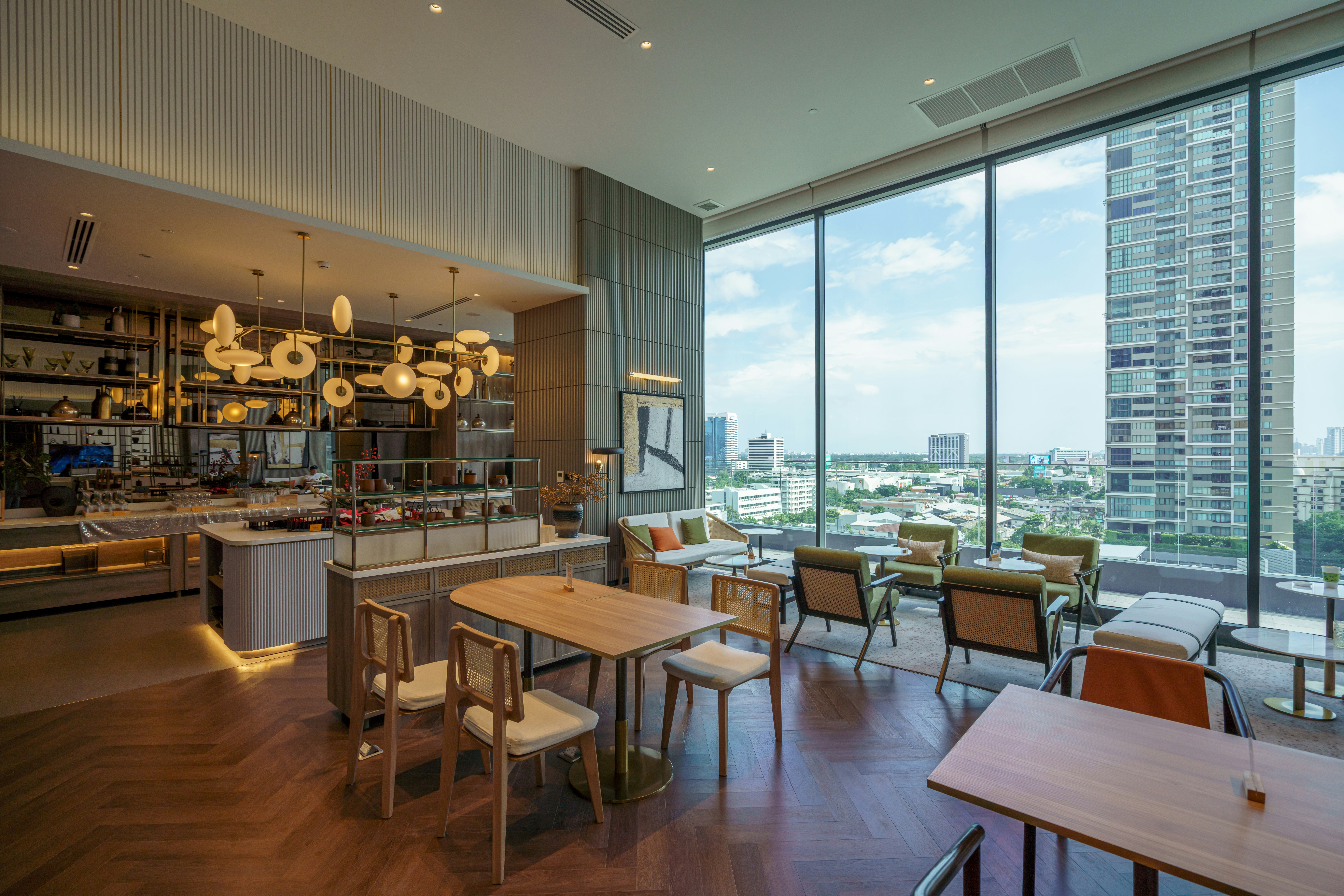 Staybridge Suites Bangkok Sukhumvit 35/50