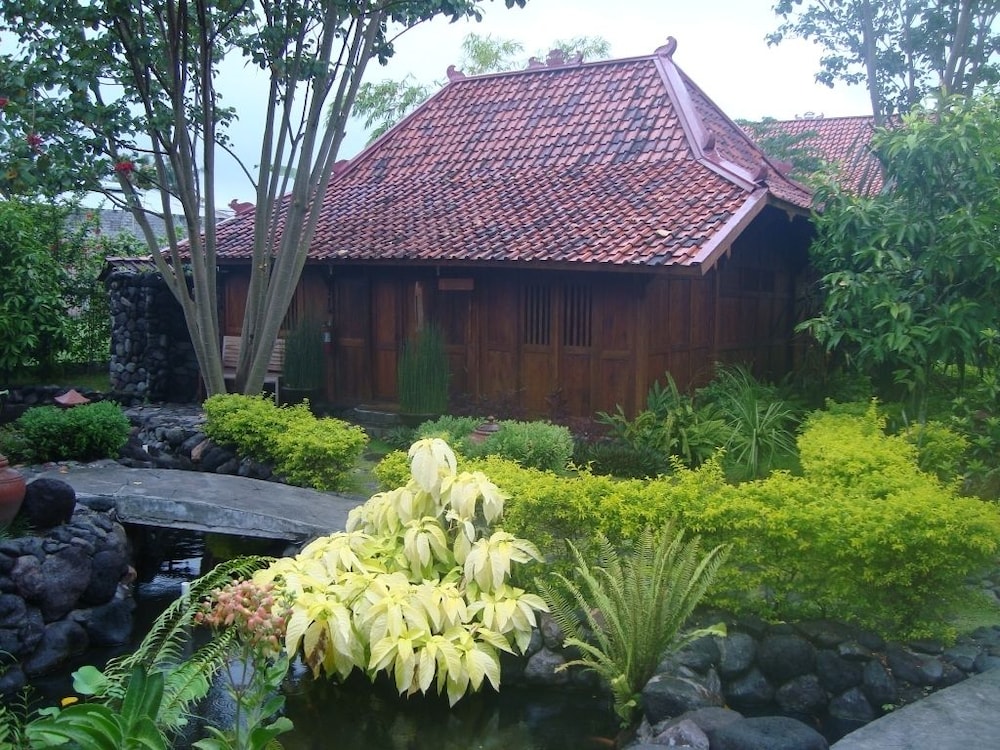 Tembi Rumah Budaya 2/50