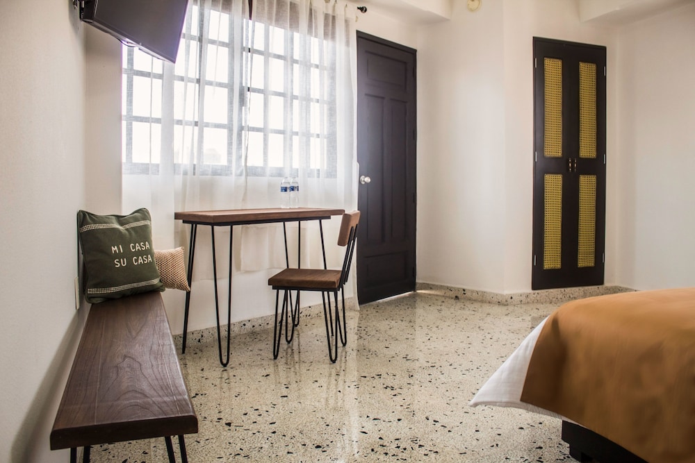 Hotel Mucara 25/34