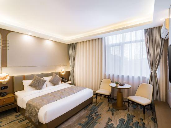 Chonpines Hotel (Beijing Wangfujing Nanluoguxiang Store) 22/33