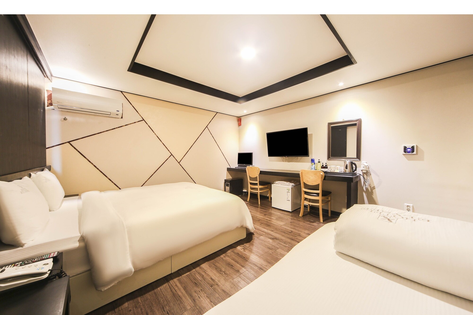 STANDARD, TWIN BEDS
