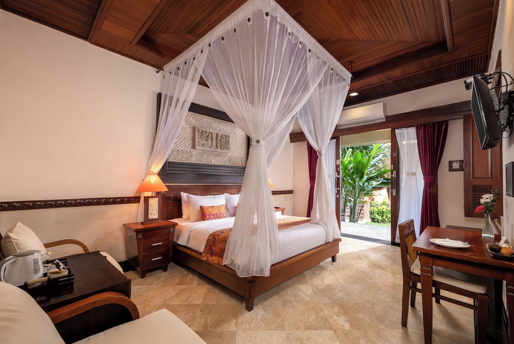 Bali Tropic Resort And Spa 18/72