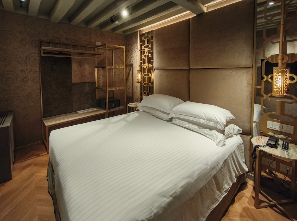 FAMILY SUITE, ANNEX, GROUND FLOOR