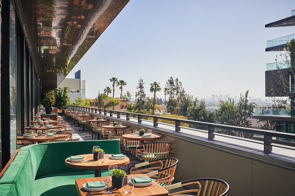 The Sun Rose West Hollywood 1/69